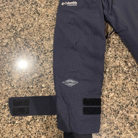 Columbia Black Onni-Tech Waterproof Women’s Jacket Size XS - Picture 7 of 16